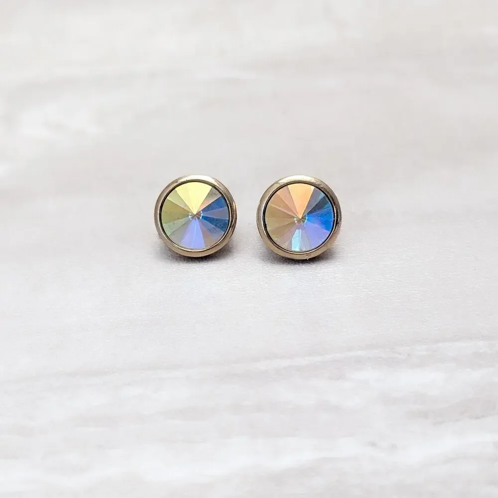 Vintage Avon Clip On Earrings Glam Iridescent Gem 5/8